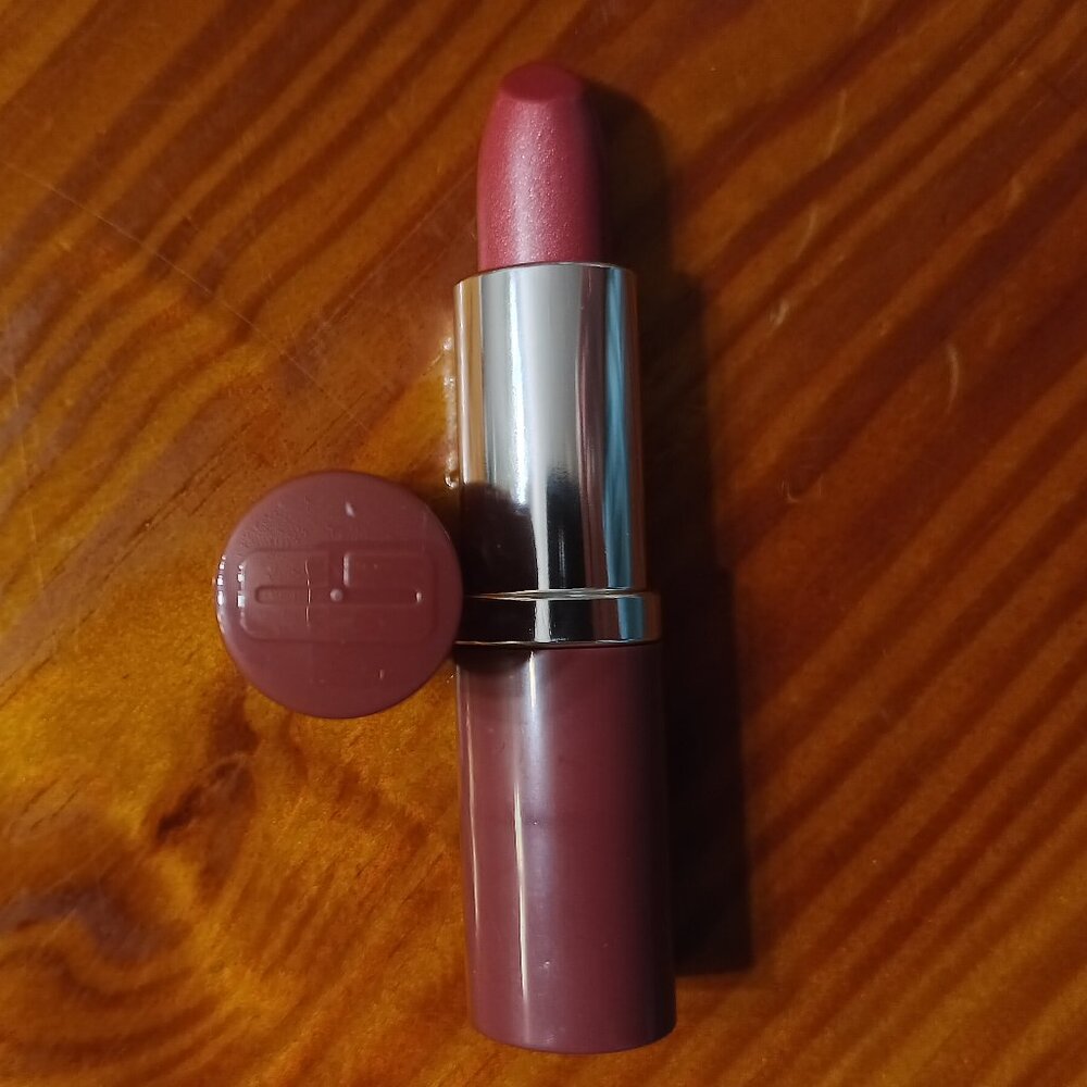 BRAND NEW Clinique Lipstick 13 Love Pop